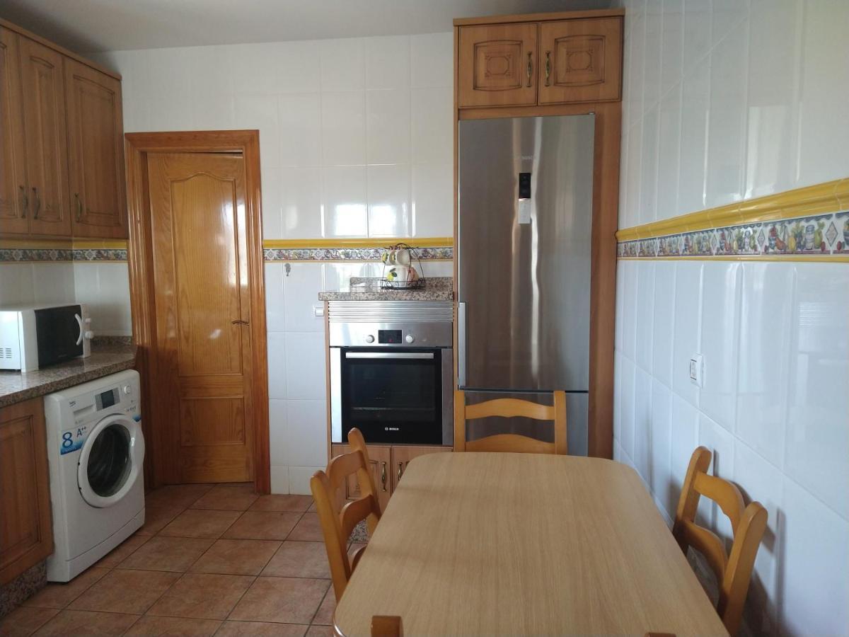Chalet Con Piscina En Нихар Экстерьер фото